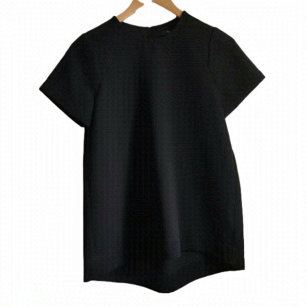 𝅺women’s Madewell cap sleeve shirt.  Black, size XS.